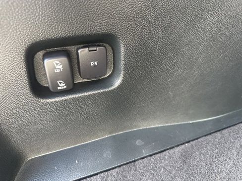 Used 2022 Ford Edge ST-Line image 11