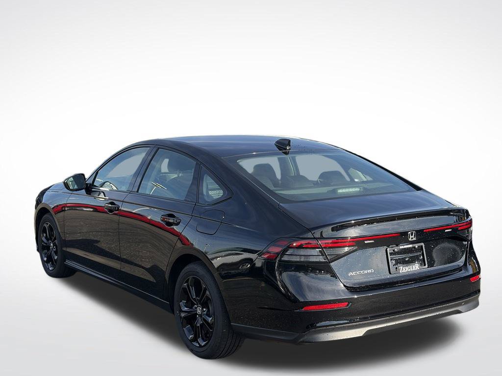 Used 2025 Honda Accord SE image 7