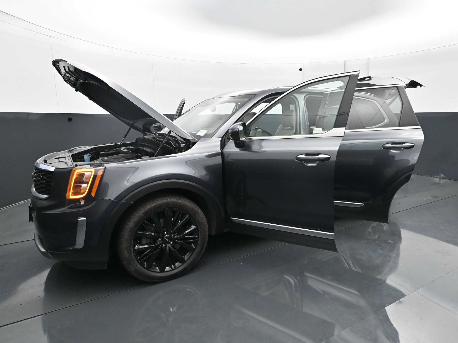 Used 2022 Kia Telluride SX w/ SX Prestige Package AWD/4WD image 32