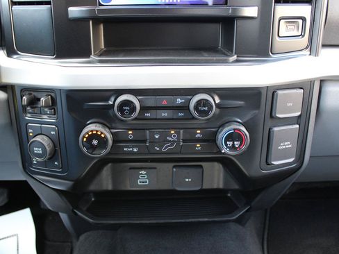 Used 2025 Ford F350 XLT AWD/4WD image 32