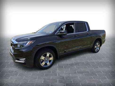 Used 2025 Honda Ridgeline RTL image 3
