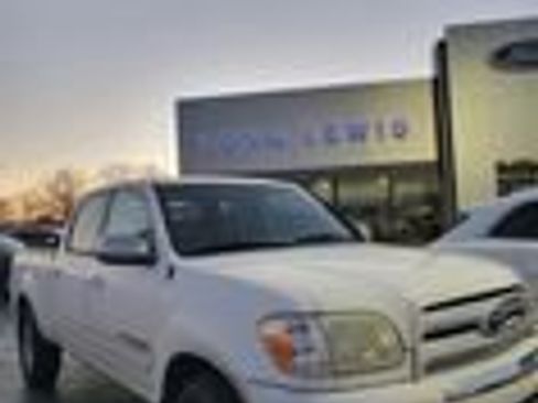 Used 2005 Toyota Tundra SR5 image 1