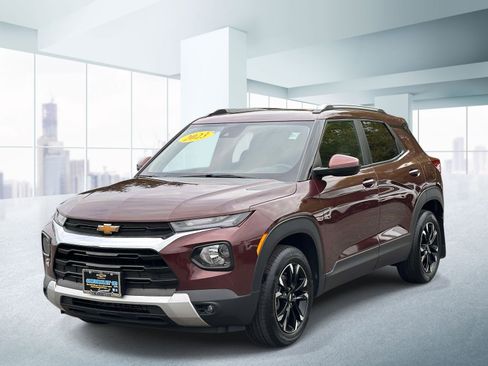 Used 2023 Chevrolet TrailBlazer LT w/ Convenience Package FWD image 1