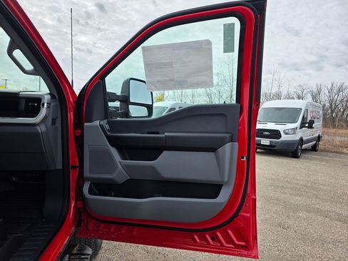 New 2026 Ford F250 XL w/ XL Chrome Package AWD/4WD image 26