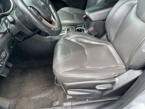 Used 2015 Jeep Cherokee Latitude image 15