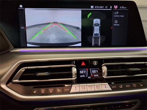 Certified 2023 BMW X6 xDrive40i w/ M Sport Package image 29