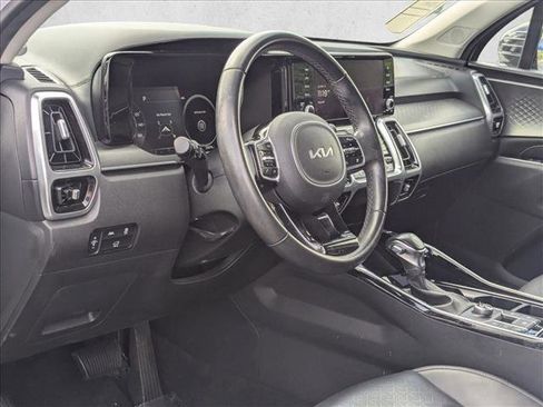 Used 2023 Kia Sorento SX FWD image 9