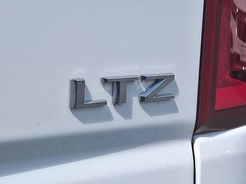 Certified 2023 Chevrolet Silverado 2500 LTZ w/ LTZ Premium Package image 28