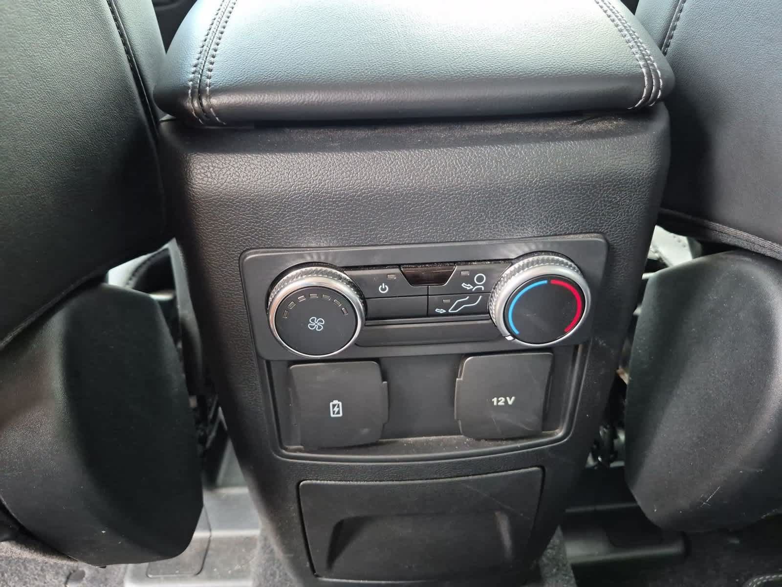 Used 2023 Ford Explorer XLT w/ Equipment Group 202A RWD image 21