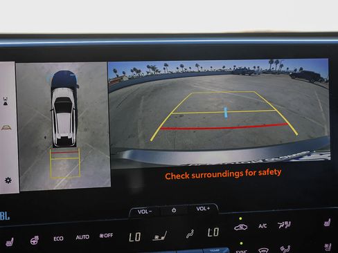 Used 2023 Toyota bZ4X Limited image 23