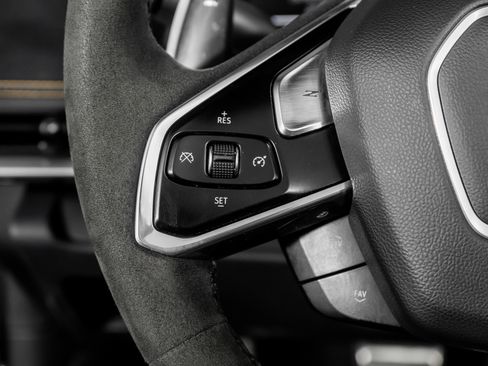 Used 2021 Chevrolet Corvette Stingray Preferred Conv w/ 2LT image 43