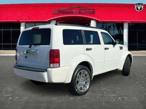 Used 2007 Dodge Nitro R/T RWD image 3