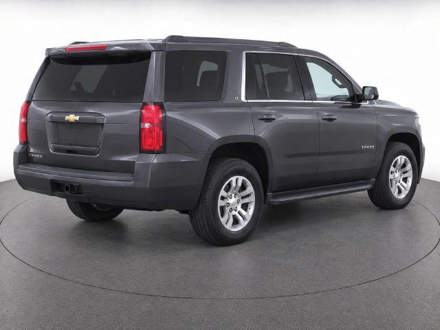 Used 2018 Chevrolet Tahoe LT w/ Luxury Package RWD image 8