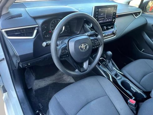 Used 2020 Toyota Corolla LE FWD image 14
