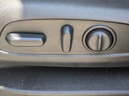 Used 2019 Chevrolet Traverse Premier w/ Driver Confidence II Package image 25