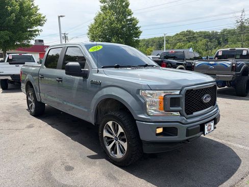 Used 2019 Ford F150 XL w/ Equipment Group 101A Mid AWD/4WD image 4