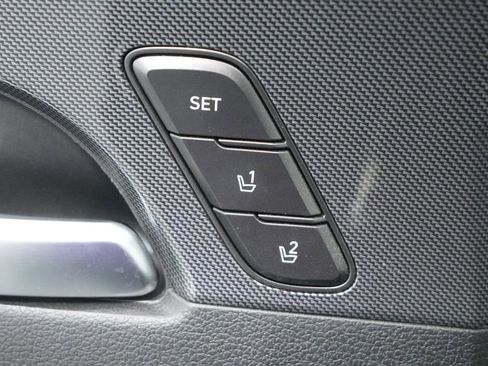 Used 2023 Hyundai Santa Fe Limited w/ Cargo Package image 18