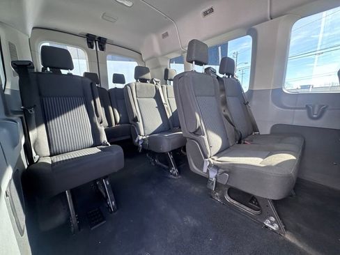 Used 2019 Ford Transit 350 XLT image 22