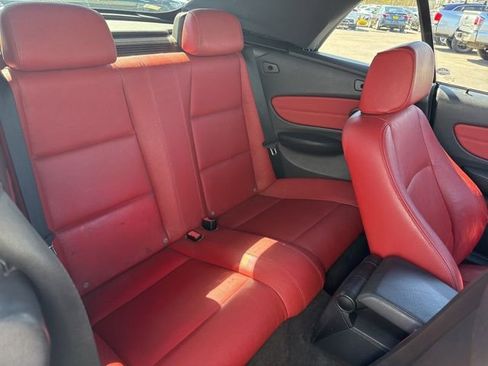 Used 2011 BMW 135i Convertible image 12