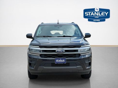 Used 2024 Ford Expedition XLT RWD image 2