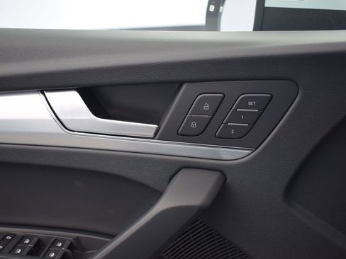 Certified 2025 Audi Q5 2.0T Premium Plus w/ Premium Plus Package image 27