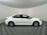 Used 2023 Toyota Corolla LE image 2