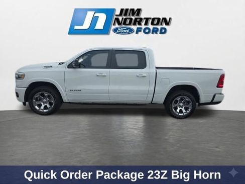 Used 2025 RAM 1500 Big Horn AWD/4WD image 4