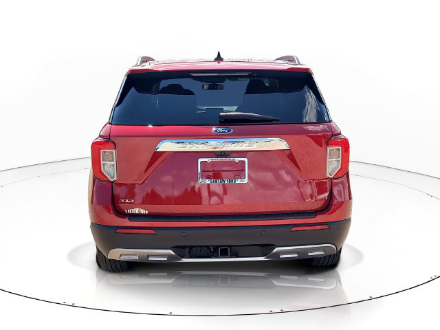 Used 2024 Ford Explorer XLT w/ Equipment Group 202A RWD image 6
