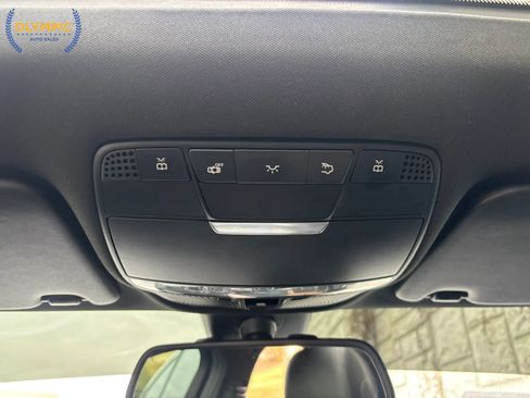 Used 2018 Mercedes-Benz C 300 4MATIC Sedan image 32