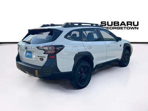 Used 2025 Subaru Outback Wilderness w/ Wilderness Package AWD/4WD image 7