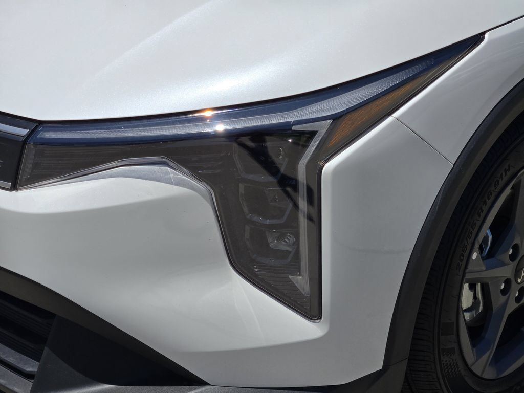 New 2026 Kia K4 FWD image 6