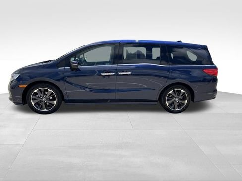 Used 2022 Honda Odyssey Elite image 2