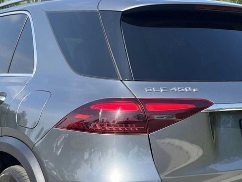 Certified 2025 Mercedes-Benz GLE 450e 4MATIC image 17