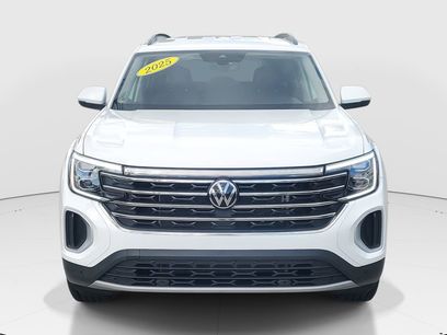 Used 2025 Volkswagen Atlas SE