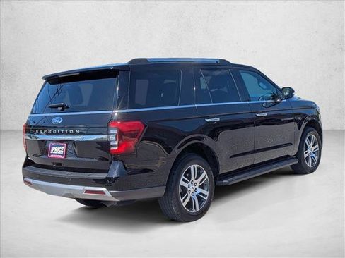 Used 2024 Ford Expedition Limited AWD/4WD image 5