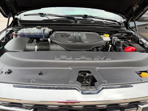Used 2025 RAM 1500 Big Horn AWD/4WD image 22