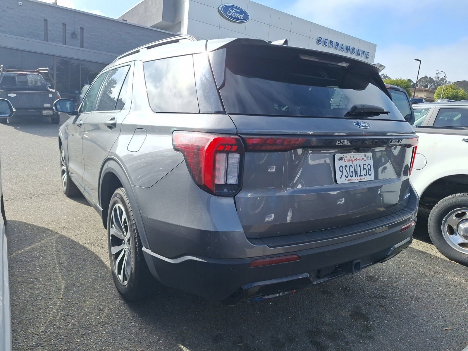 Used 2025 Ford Explorer ST-Line AWD/4WD image 10