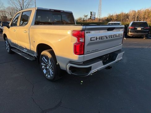 Used 2019 Chevrolet Silverado 1500 RST image 8