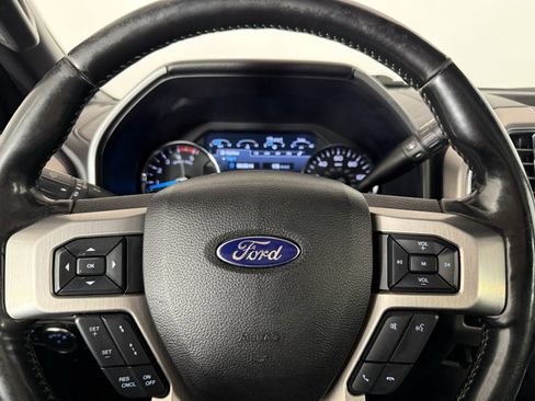 Used 2017 Ford F250 Platinum w/ Platinum Ultimate Package image 28