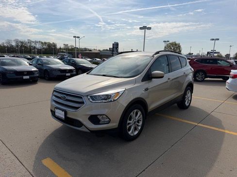 Used 2018 Ford Escape SEL image 7