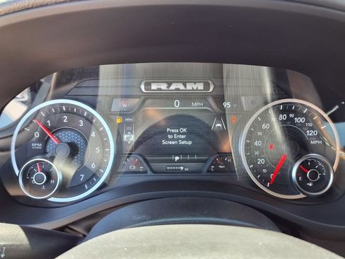New 2026 RAM 1500 Express AWD/4WD image 27