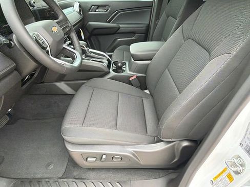New 2026 Chevrolet Colorado LT image 9