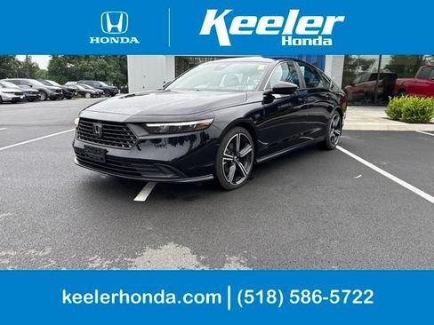 Used 2023 Honda Accord Sport image 1