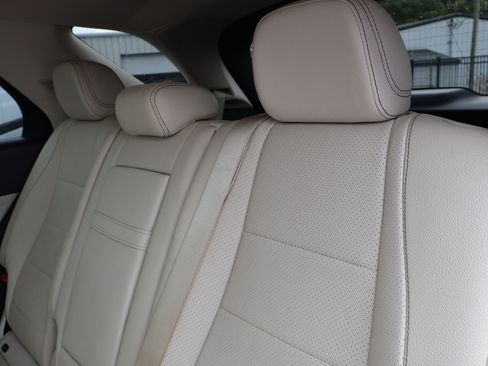 Used 2020 Mercedes-Benz GLE 350 4MATIC image 19