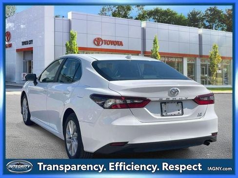 Used 2021 Toyota Camry LE w/ Cold Weather Package AWD/4WD image 8