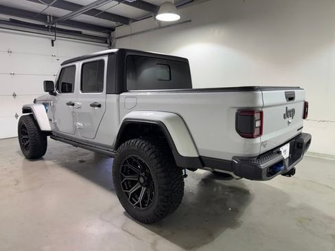 Used 2022 Jeep Gladiator Sport AWD/4WD image 5