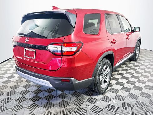 Certified 2025 Honda Pilot EX-L image 6