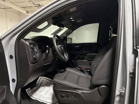 Used 2024 Chevrolet Silverado 1500 Custom image 18