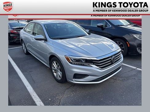 Used 2020 Volkswagen Passat 2.0T S image 1