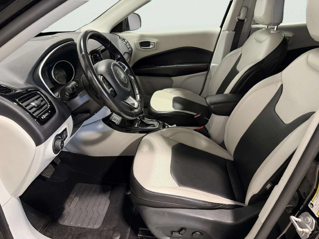 Used 2020 Jeep Compass Limited w/ Safety & Security Group FWD image 13